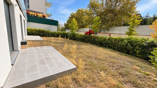 REA1030039